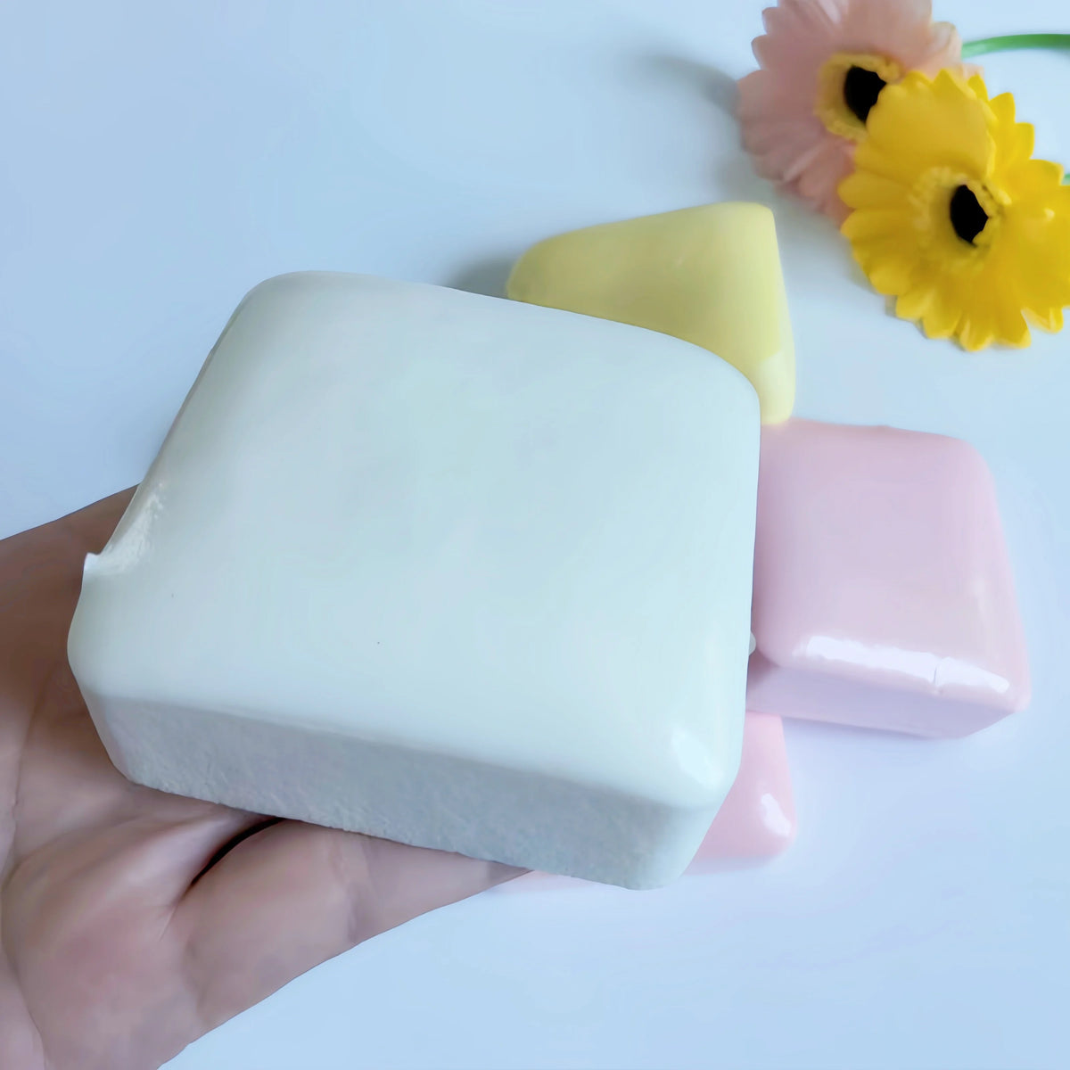 Strawberry Cake Squishy – Slow Rising